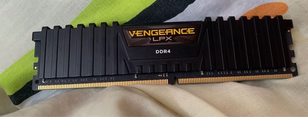 Ddr4 16 гб vengeance lpx