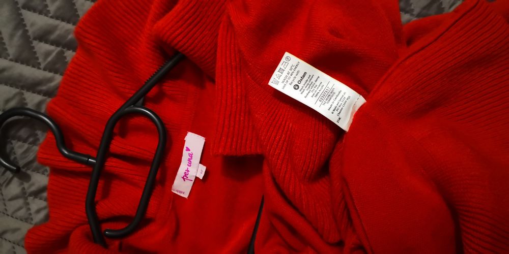 Sweter czerwony M