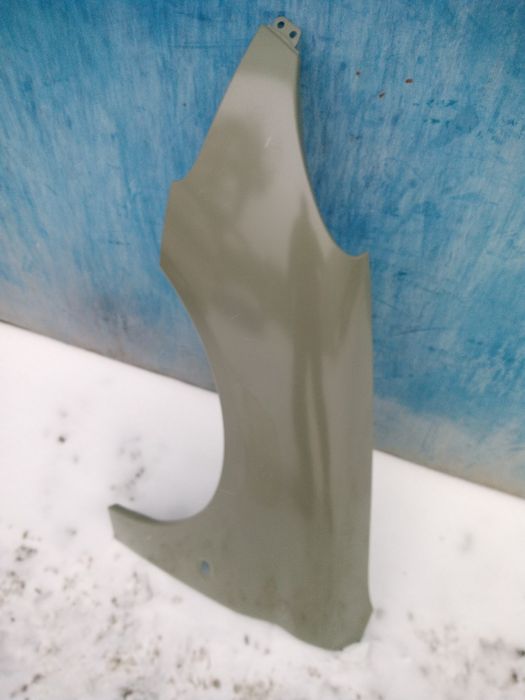 Крило Пежо 206 98-