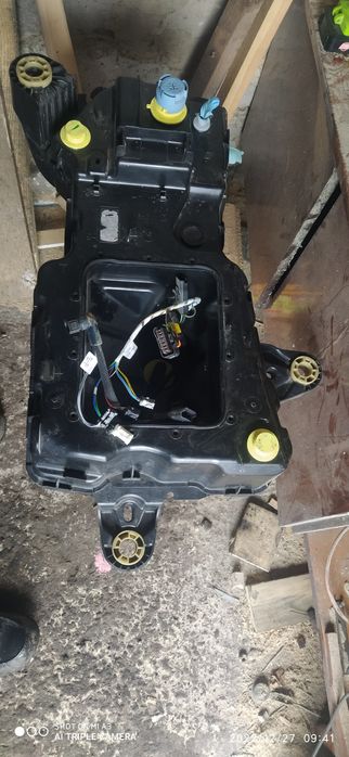 Бак AdBlue на Французский автомобиль, Пежо, Ситроен, и тд