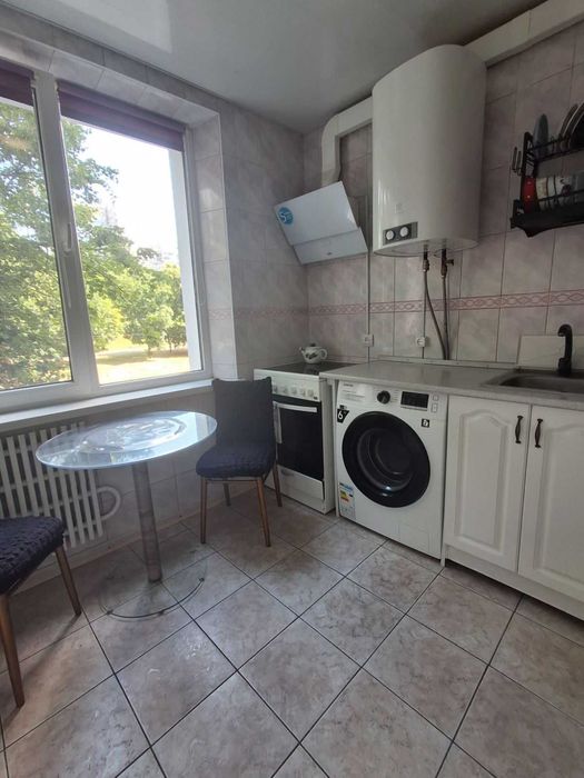 Продам 3 к. квартиру Краснодарская Едности 626 м/н Академика Барабашова ремонт
