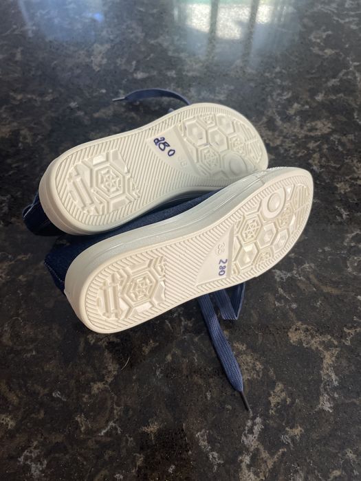 Кеды, подросток, новые