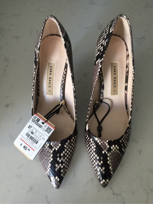 Sapatos em pele - Novos - Tam. 37