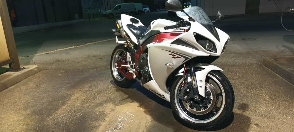 Yamaha R1 Crossplane