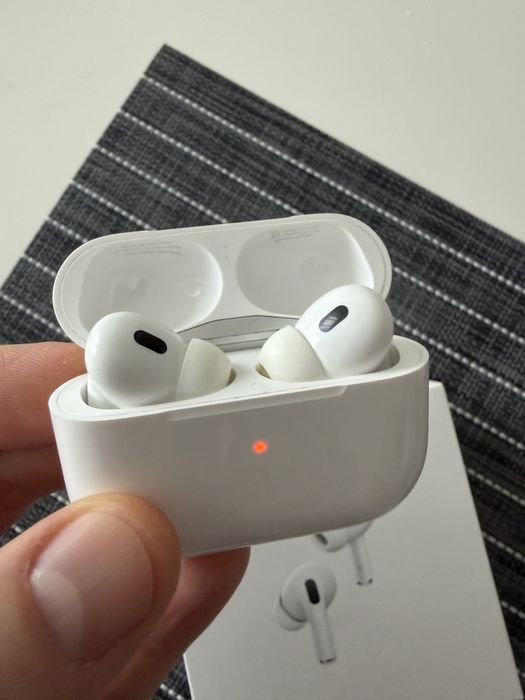 Apple AirPods Pro 2 Lightning - Оригінал як НОВИ - ЧЕК