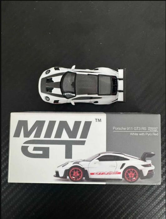 Mini gt Porsche GT3 RS Weissach #706