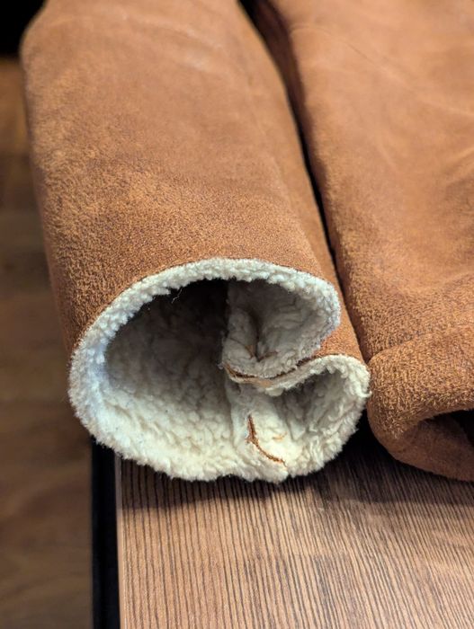 Kożuch damski brązowy z jasnym barankiem
