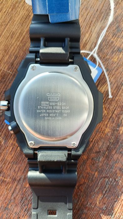 Casio MW-620H Face Azul Illuminator - New and Original64584808381825124