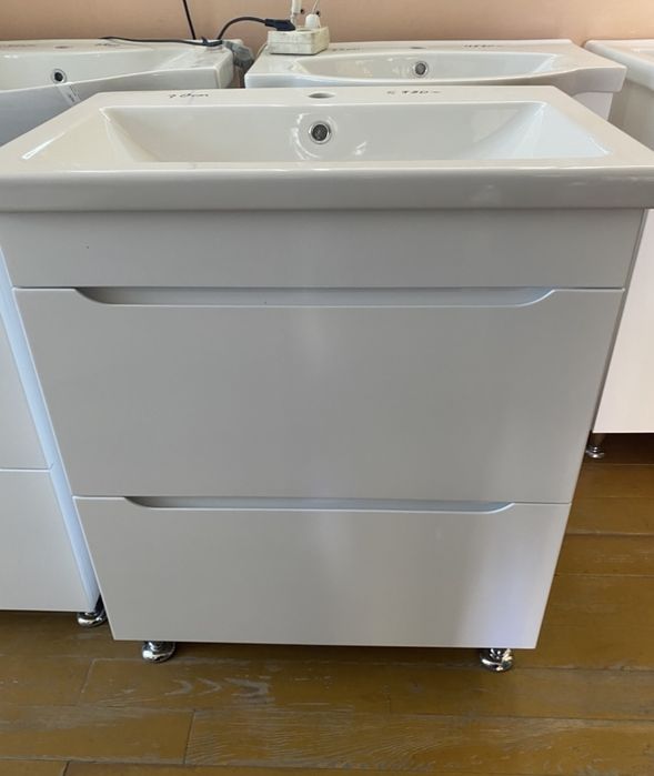 Меблі у ванну кімнату