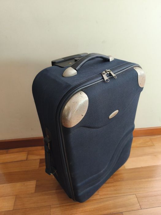 Mala viagem alt. 0.62 larg. 0.38