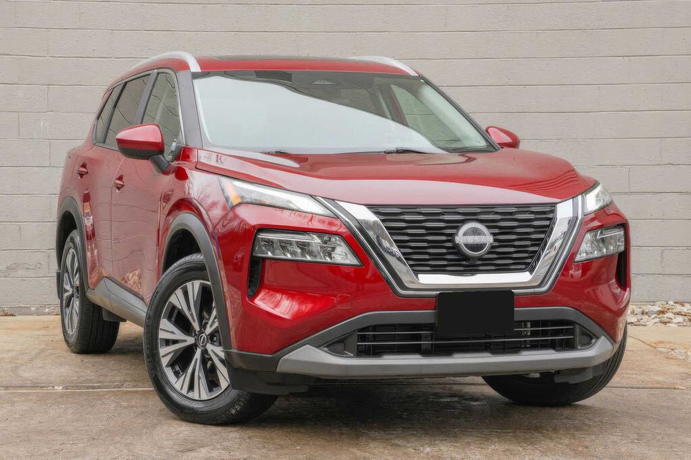 Nissan Rogue SV      2022