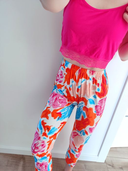 Komplet legginsy kwiaty wysoki stan plus top
