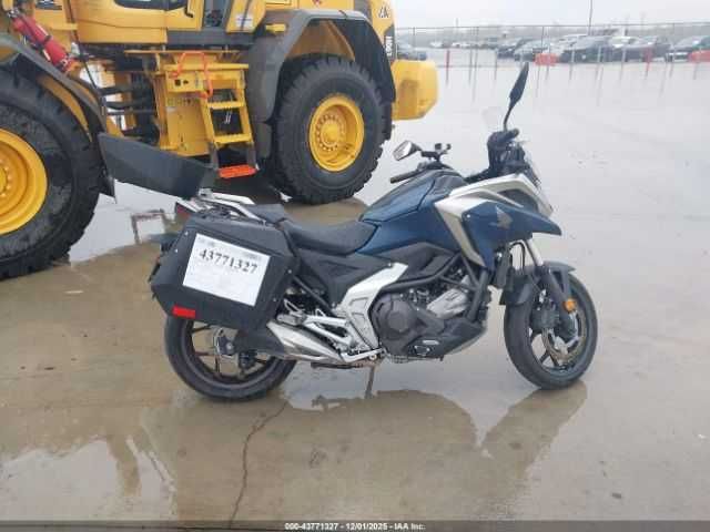 Honda NC750 XD 2024