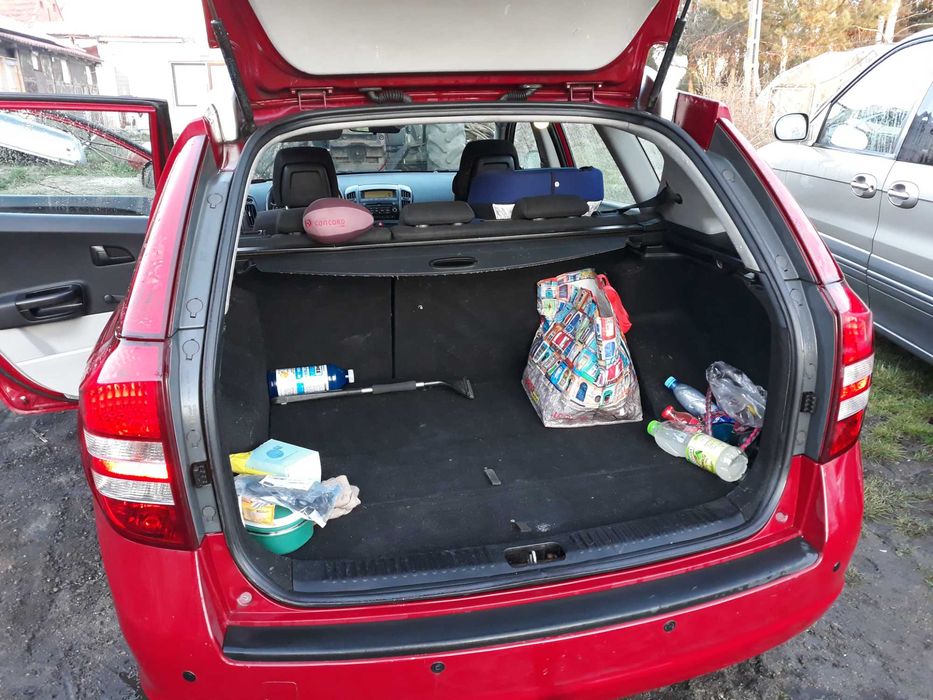 kia ceed 1,7 crdi sprzedam