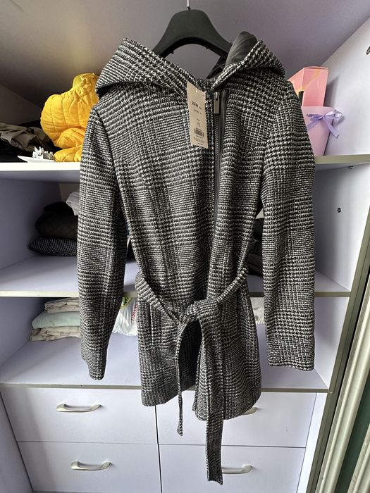 Пальто нове,купляли за кордоном,