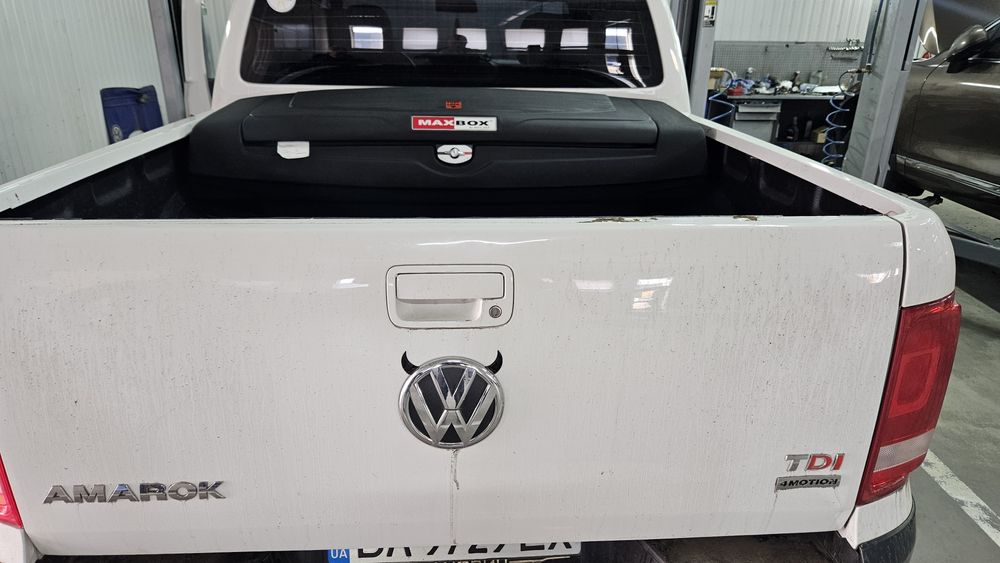 Ящик для инструмента Volkswagen Amarok