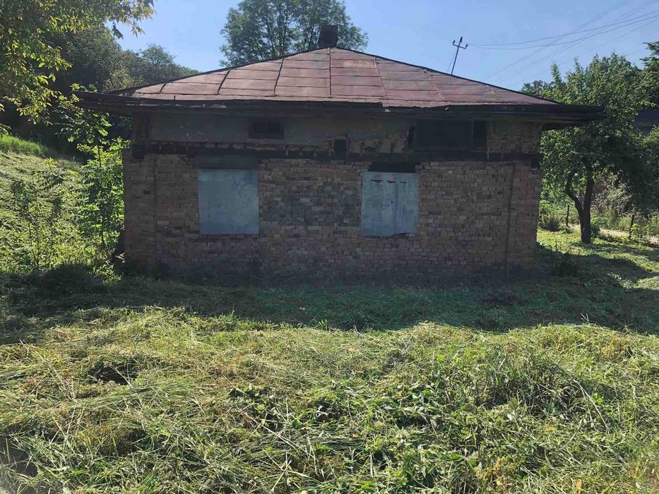продаж земельної ділянки поблизу міста Збараж