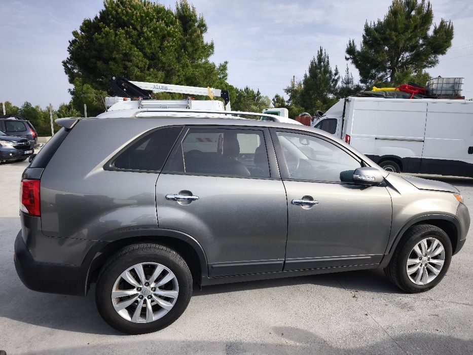 KIA Sorento 2.2 avariado