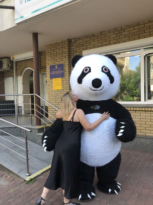 Белый медведь аниматор/ білий ведмідь аніматор. Музикальне привітання