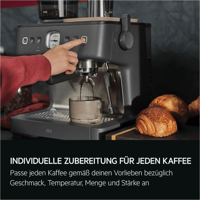 AEG Espresso Siebträgermaschine EC8-1-8BP 8000