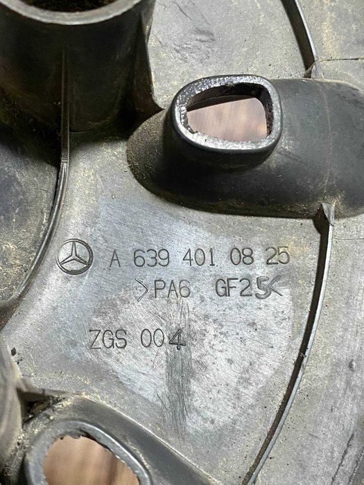 Ковпачок кришка центрального отвору диска Mersedes A6394010825