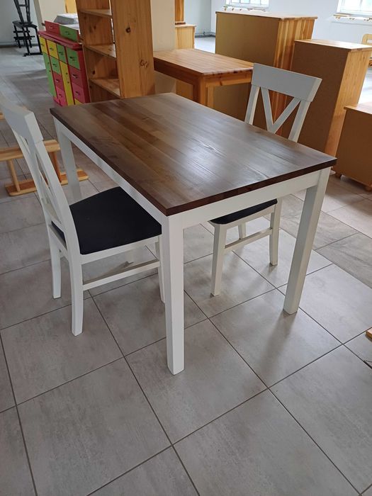 Stół 120x70 z dwoma krzesłami