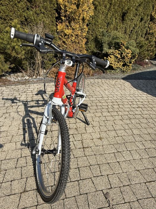 Rower dziecięcy Woom GO 4 20’’ woom red - czerwony