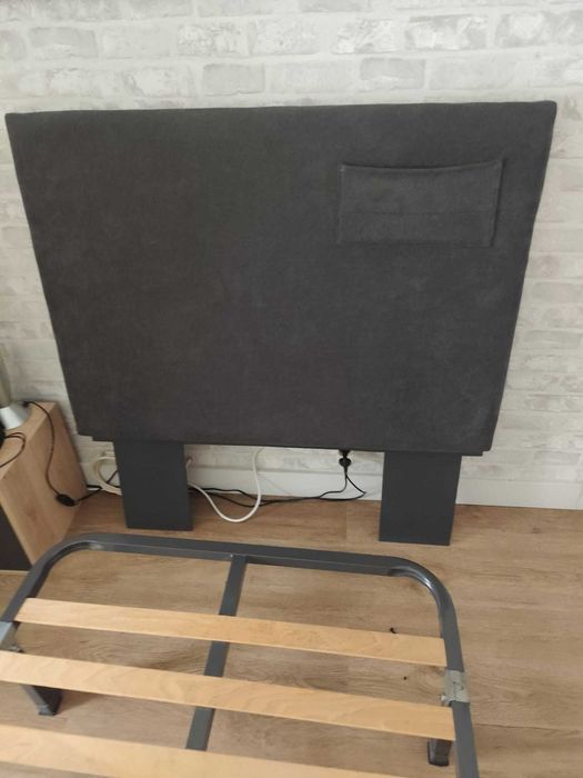 Cabeceira de cama em tecido + estrado de ripas