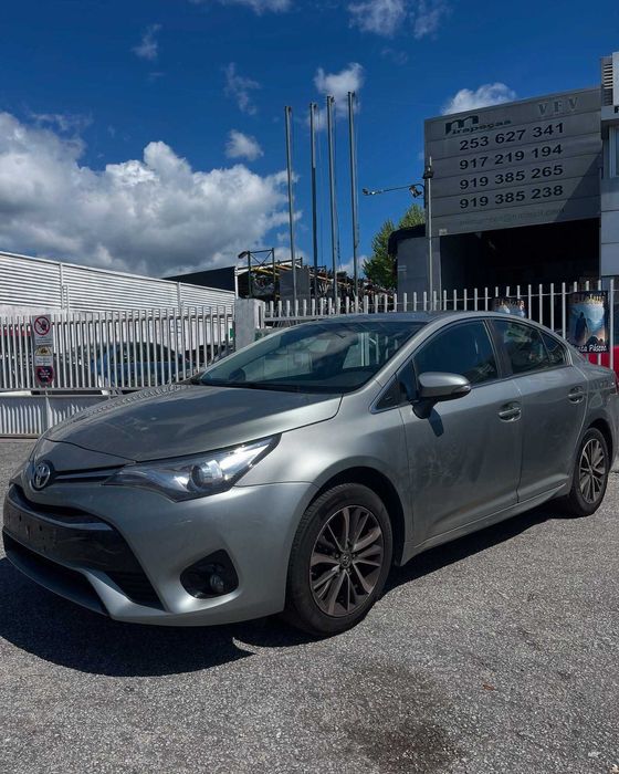 Toyota Avensis 2016 para peças!