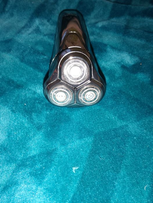 Продам машинку Філіпс