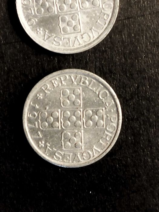 Moedas de 10 centavos alumínio