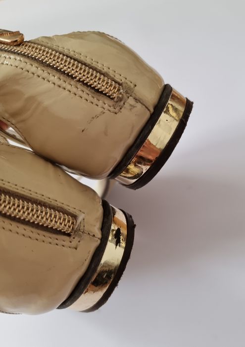 Buty sandały beżowe damskie z łańcuszkiem rozmiar 39