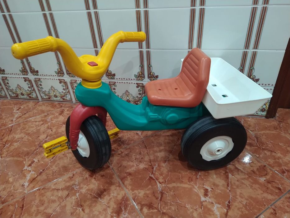 Bebé criança quarto apartamento casa brinquedos