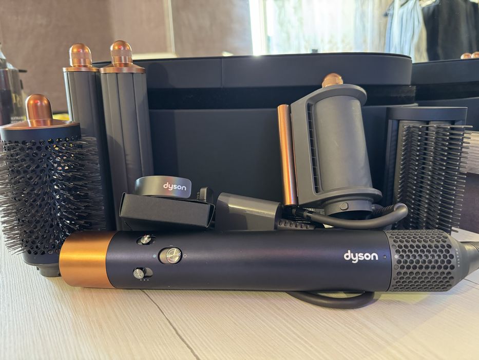 Продам Стайлер Dyson