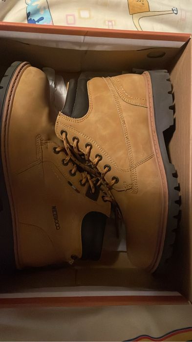 Botas novas tamanho 41