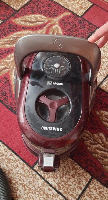 Пилосос НА ЗАПЧАСТИНИ Samsung 1800 W