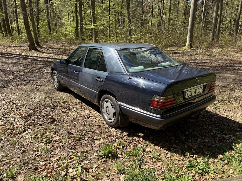 Mercedes E200 Diesel w124 sprawny ważne opłaty