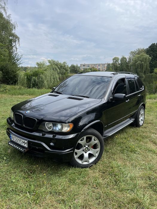 Продам BMW X5 2001 в хорошем состоянии !