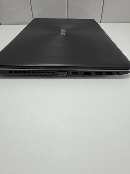 ASUS K550J - Portátil