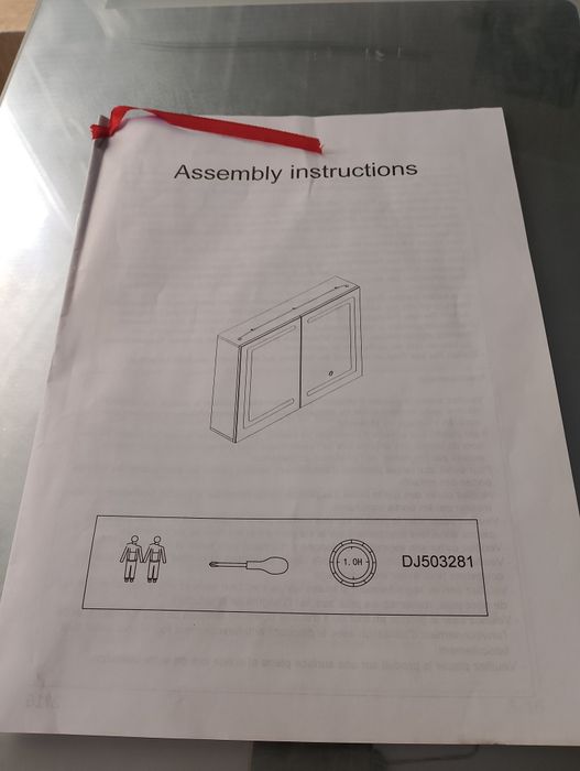 Szafka łazienkowa z podświetleniem LED