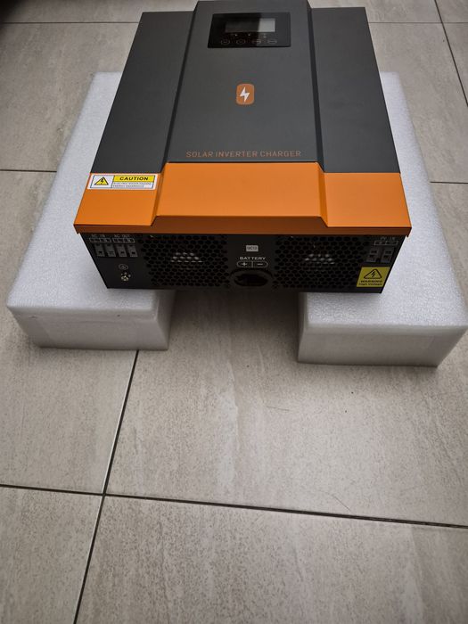 Hybrydowy inwerter solarny all-in-one