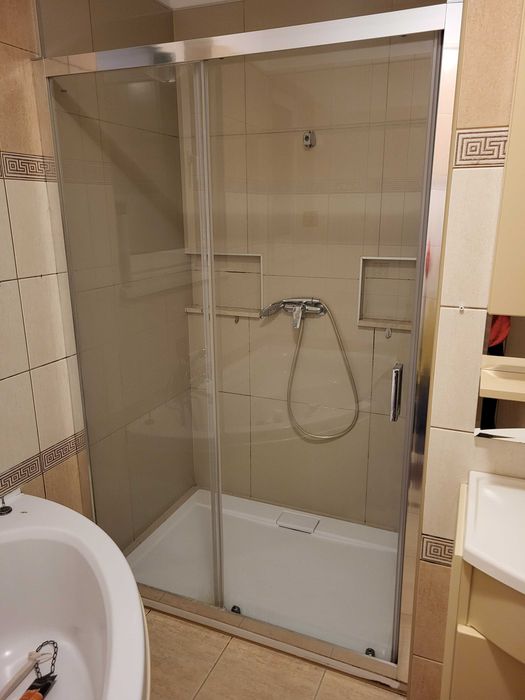 Szyba prysznicowa walk-in