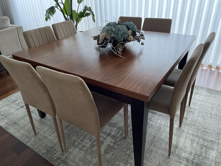 Mesa sala de jantar quadrada nogeira