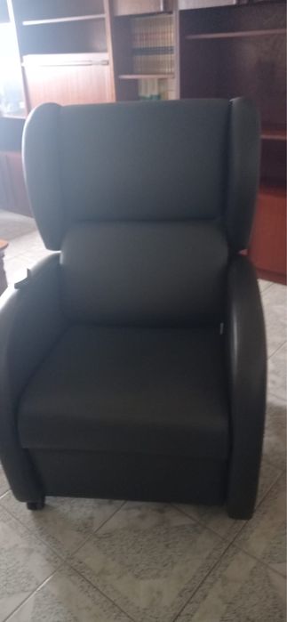 Cadeirão electrico em pele