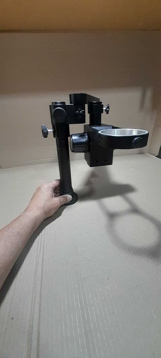 Продам стійку для мікроскопа.