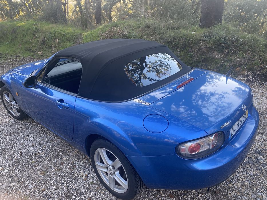 Mazda MX 5 2006 Volante Direita