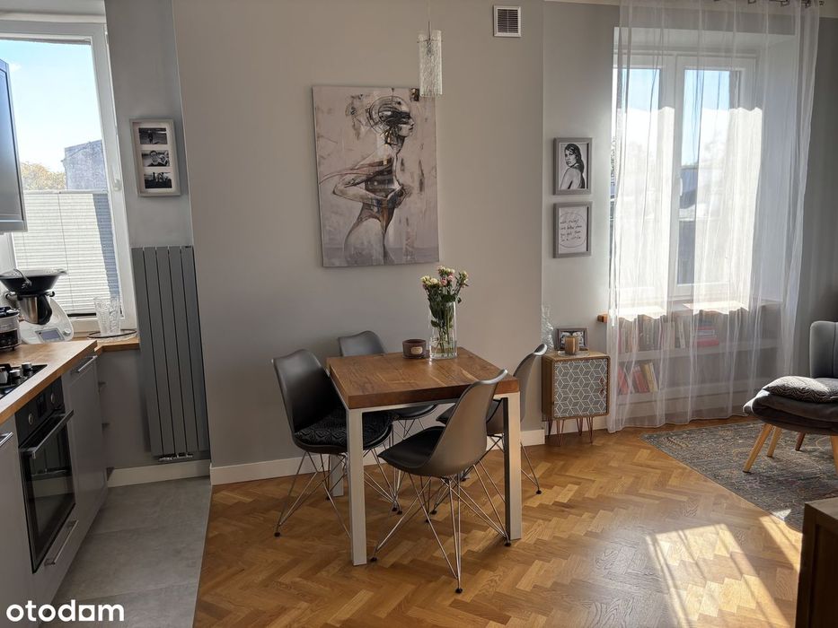 Stary Mokotów 56 M² | 3 Pokoje | Kazimierzowska| Kamienica| Top!