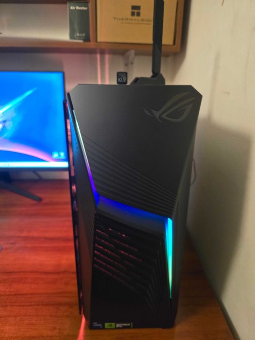 PC Asus ROG Strix i7 14700F 4060 Ti 32GB DDR5 1TB