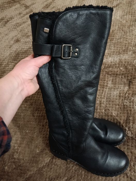 Сапоги жіночи шкіряні  39 р