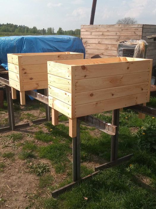 Skrzynie drewniane ogrodowe